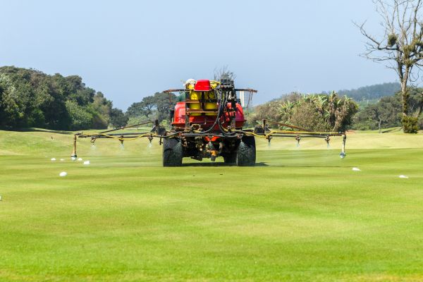 Golf Course Lawn Care in Anoka